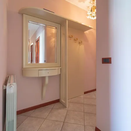 Domo Decortes Διαμέρισμα *